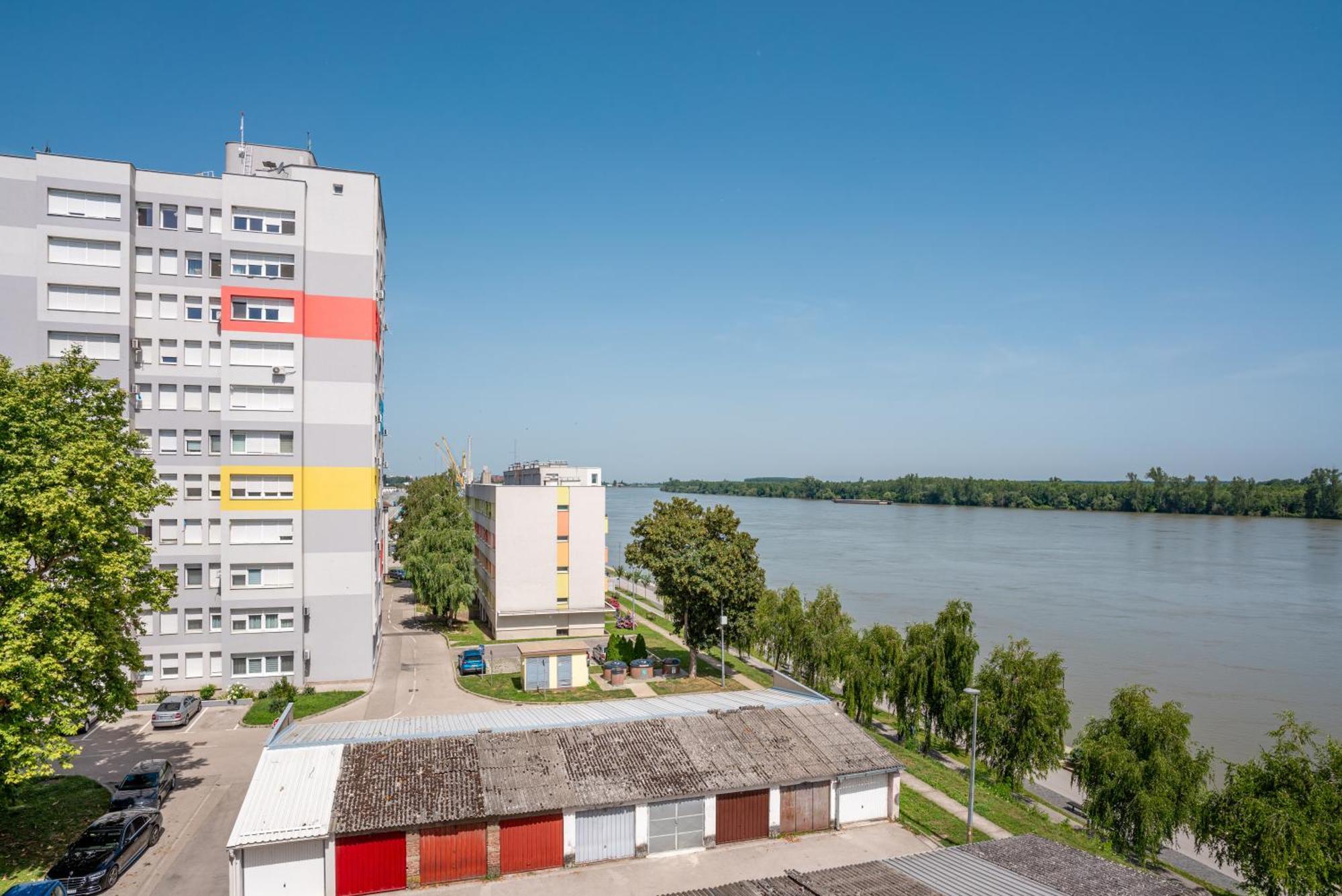 Apartman Sanda Vukovar Luaran gambar